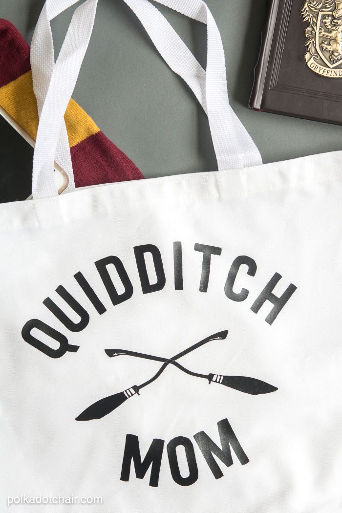 DIY "Quidditch Mom" tote bag project. She has a free download for the iron-on on her site! 