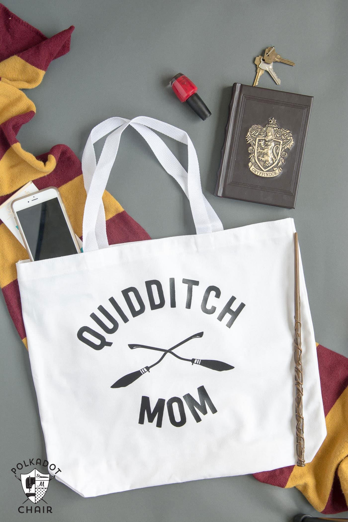 DIY "Quidditch Mom" tote bag project. She has a free download for the iron-on on her site!