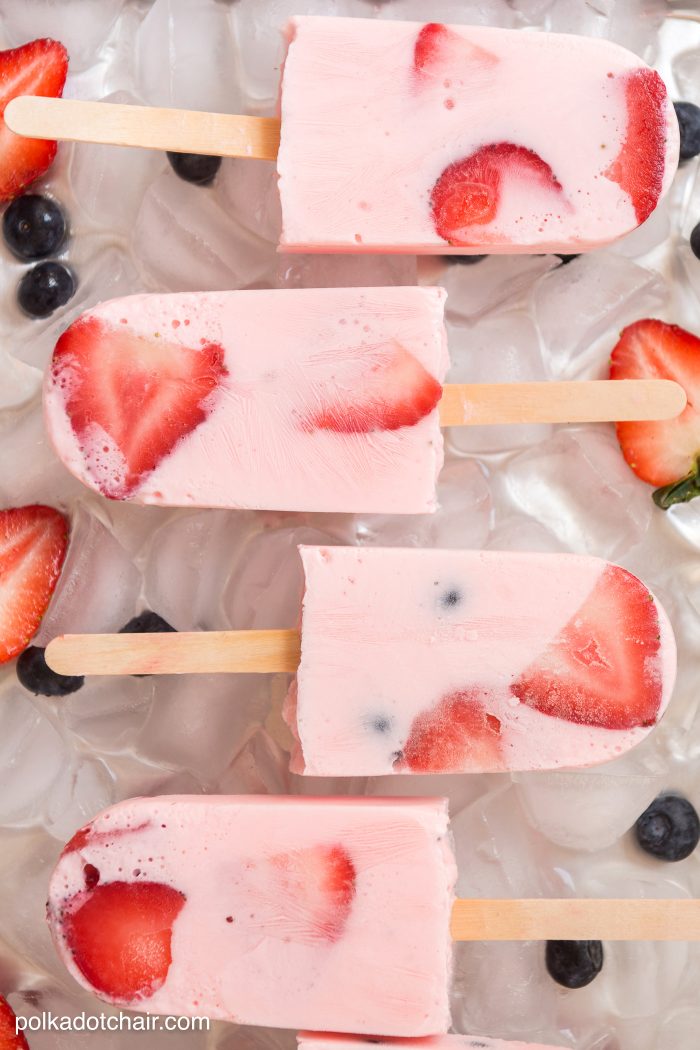 Recipe for Protein Smoothie Popsicles with fresh fruit