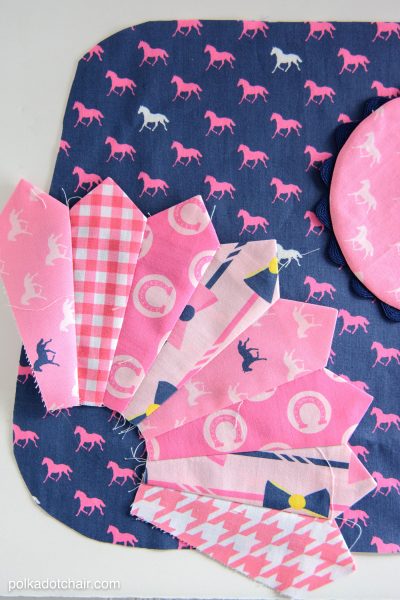 How to add a dresden plate to a tote bag