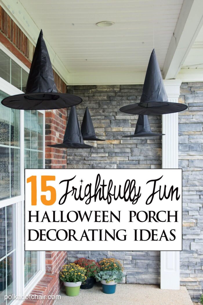 15 Frightfully Cute Ways to Decorate a Porch  for Halloween