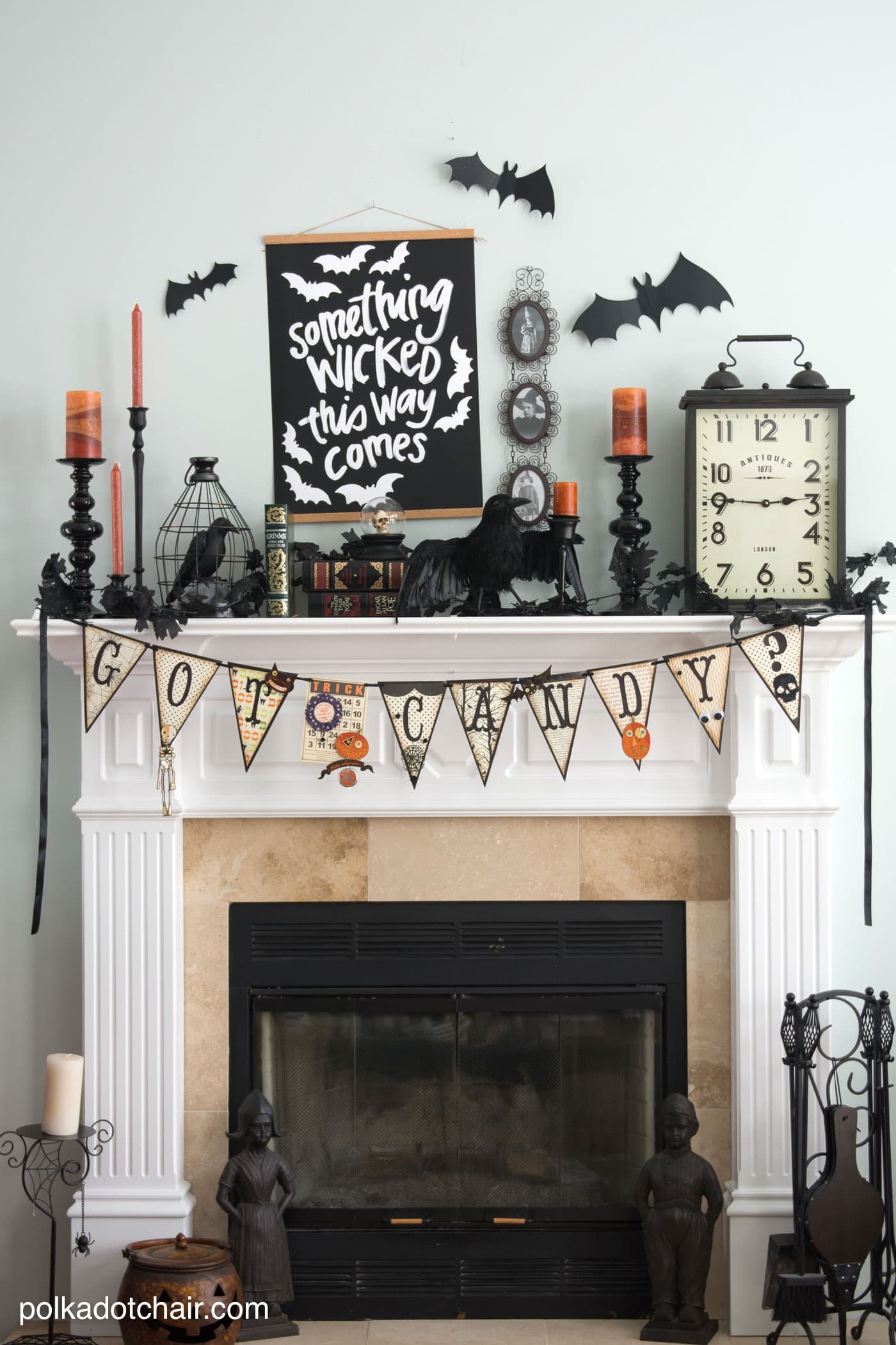 Halloween Mantle Decorating ideas