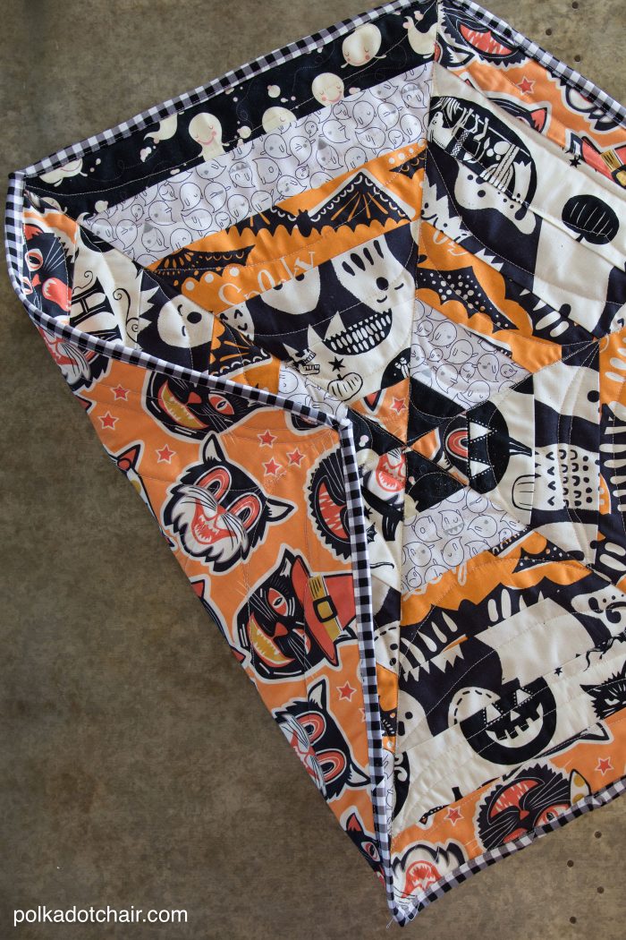 Halloween Quilted Table Topper Sewing Tutorial, so cute you could change out the fabric and use it for any Holiday! 