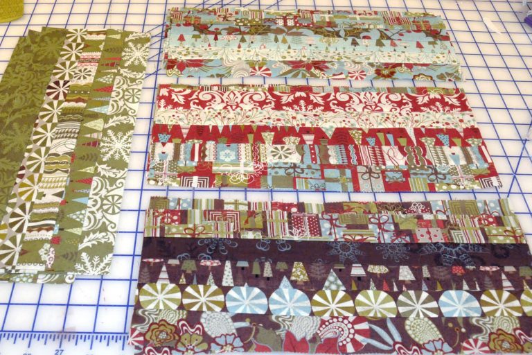 Striped Quilted Christmas Table Runner Pattern | Polka Dot Chair