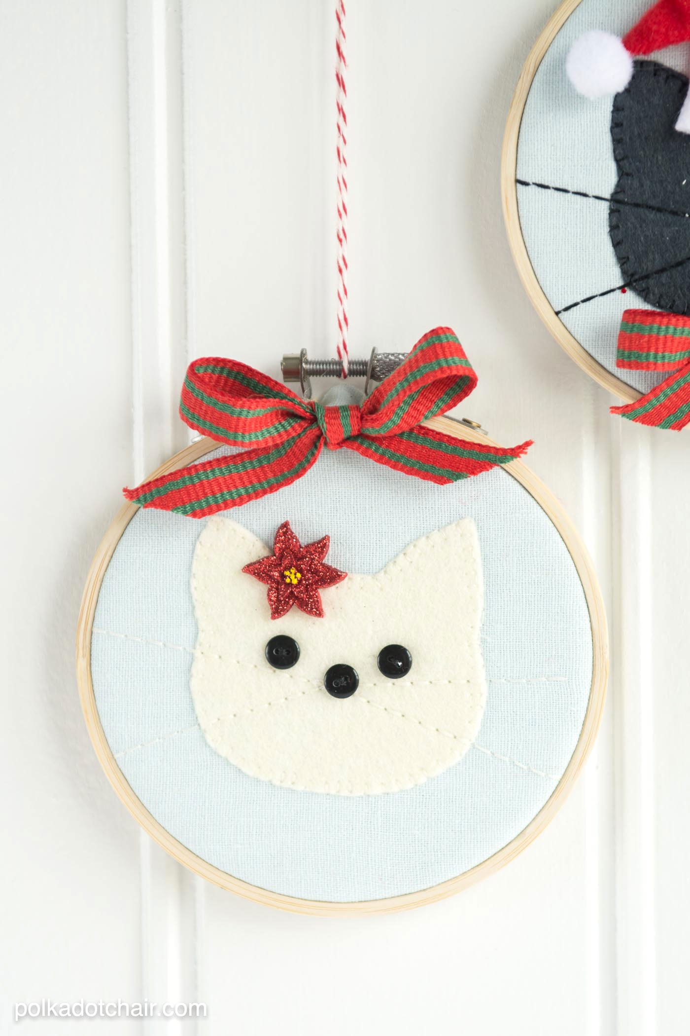 DIY Cat Embroidery Hoop Christmas Ornaments with instructions and free sewing pattern on polkadotchair.com