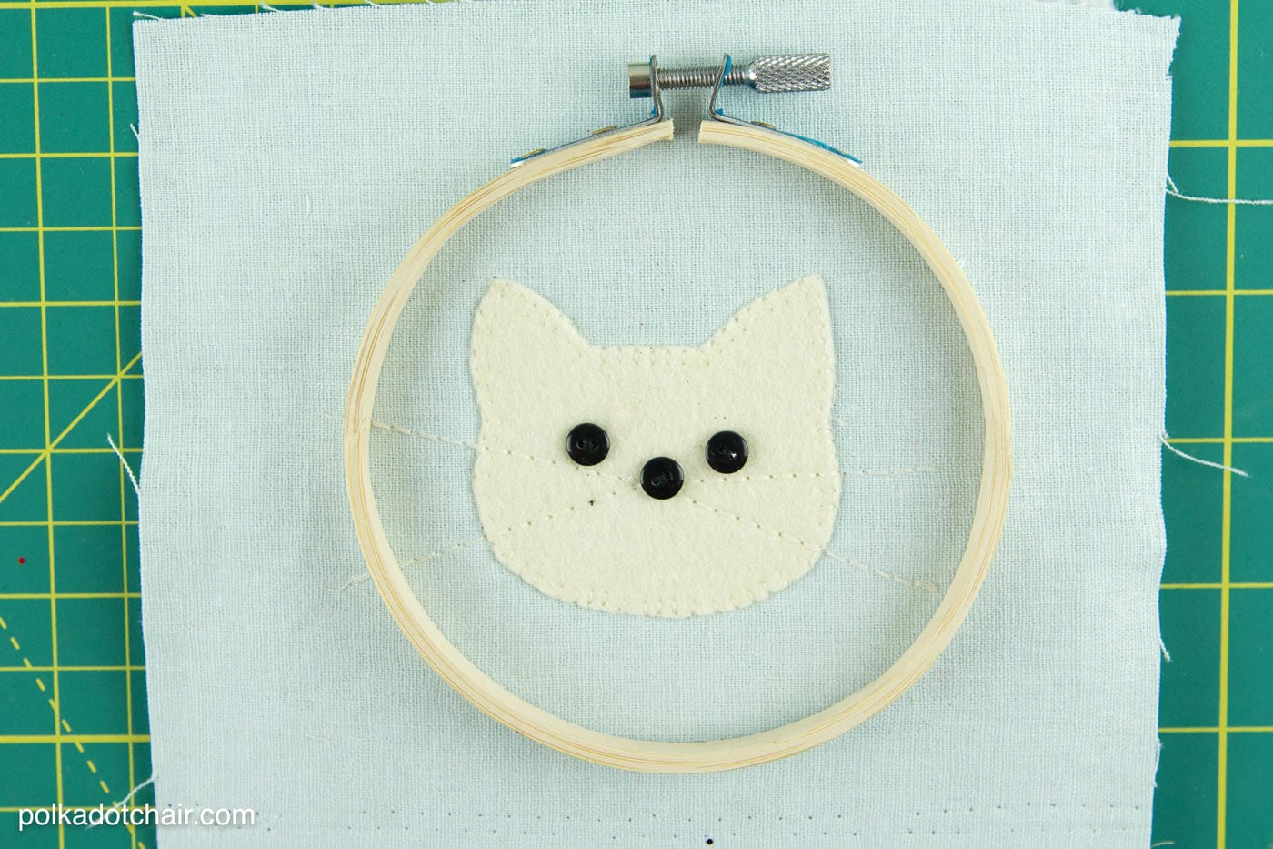 DIY Cat Embroidery Hoop Christmas Ornaments with instructions and free sewing pattern on polkadotchair.com 