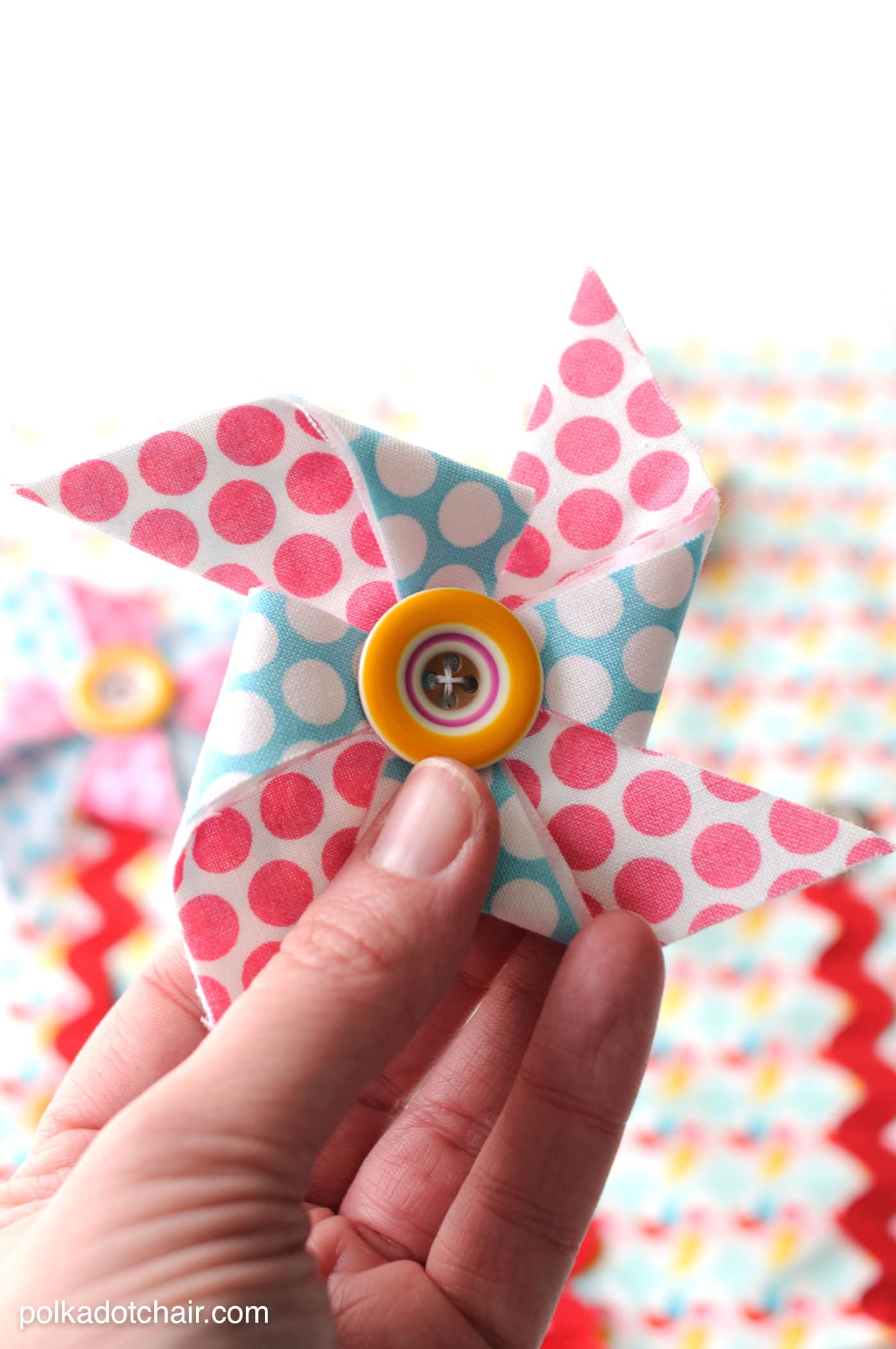 Sewing Pattern for a quiet book page with snap on pinwheels.