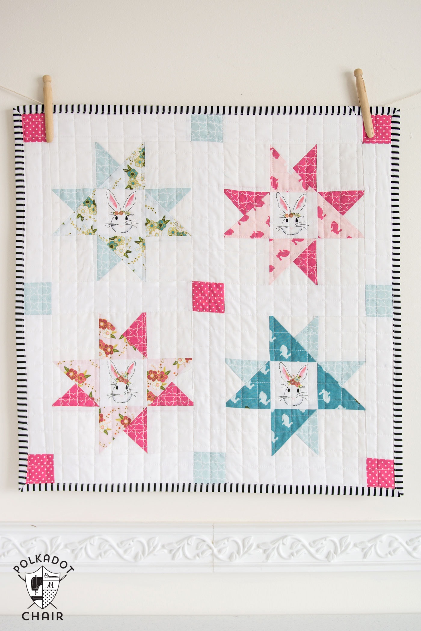 Cute Mini Quilt made with Wonderland Fabric from Riley Blake Designs