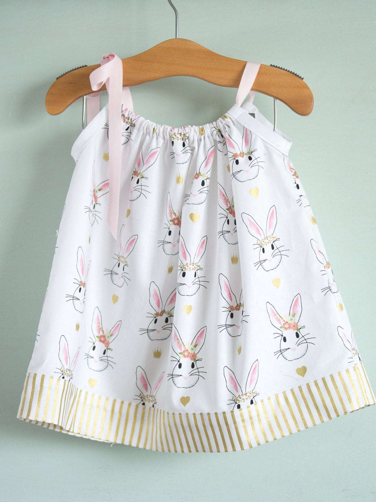 Free Pillowcase Dress Pattern and Size Chart | Polka Dot Chair
