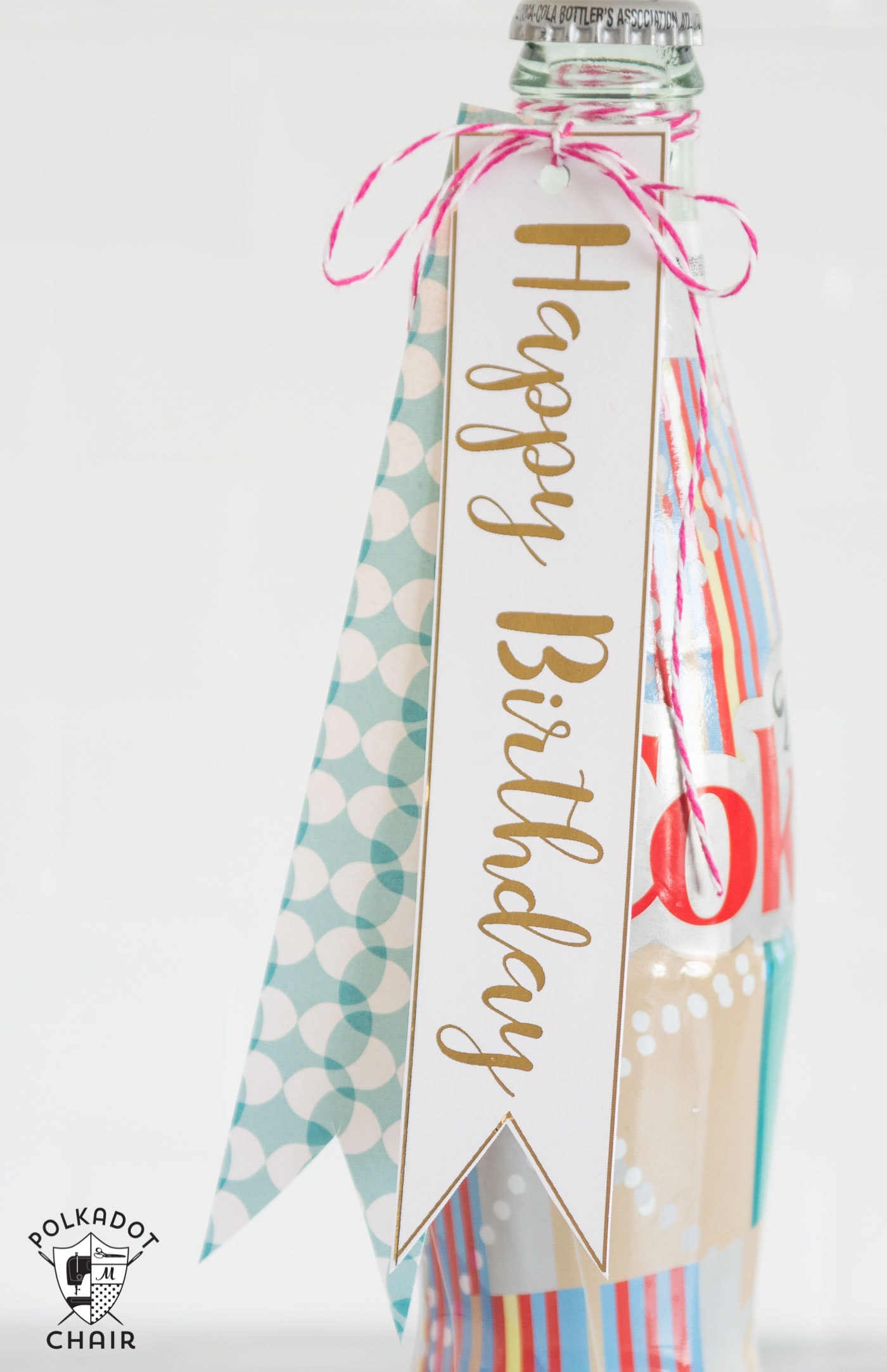 Free Printable Diet Coke Gift Tags; perfect for gifts for teachers - lots of cute gift ideas for friends or neighbors too. Love the Happy Birthday Tags! 