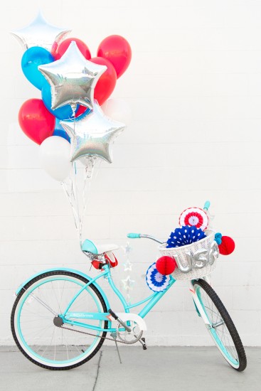 DIY 4th of July Bike Decorations 