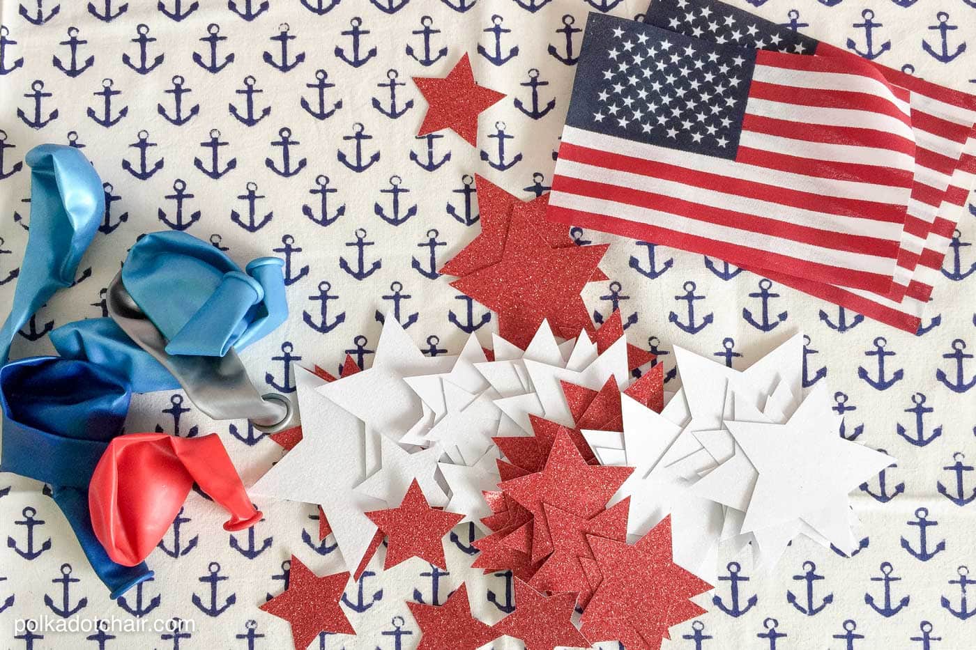 How to make Star Spangled 4th of July Balloons, what a cute idea for a 4th of July BBQ!