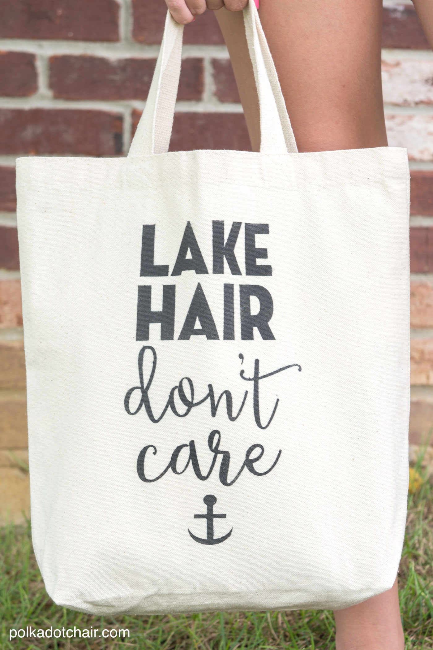 DIY "Lake Hair Don't Care" Stenciled Summer Tote bag with free svg file download by Melissa of polkadotchair.com