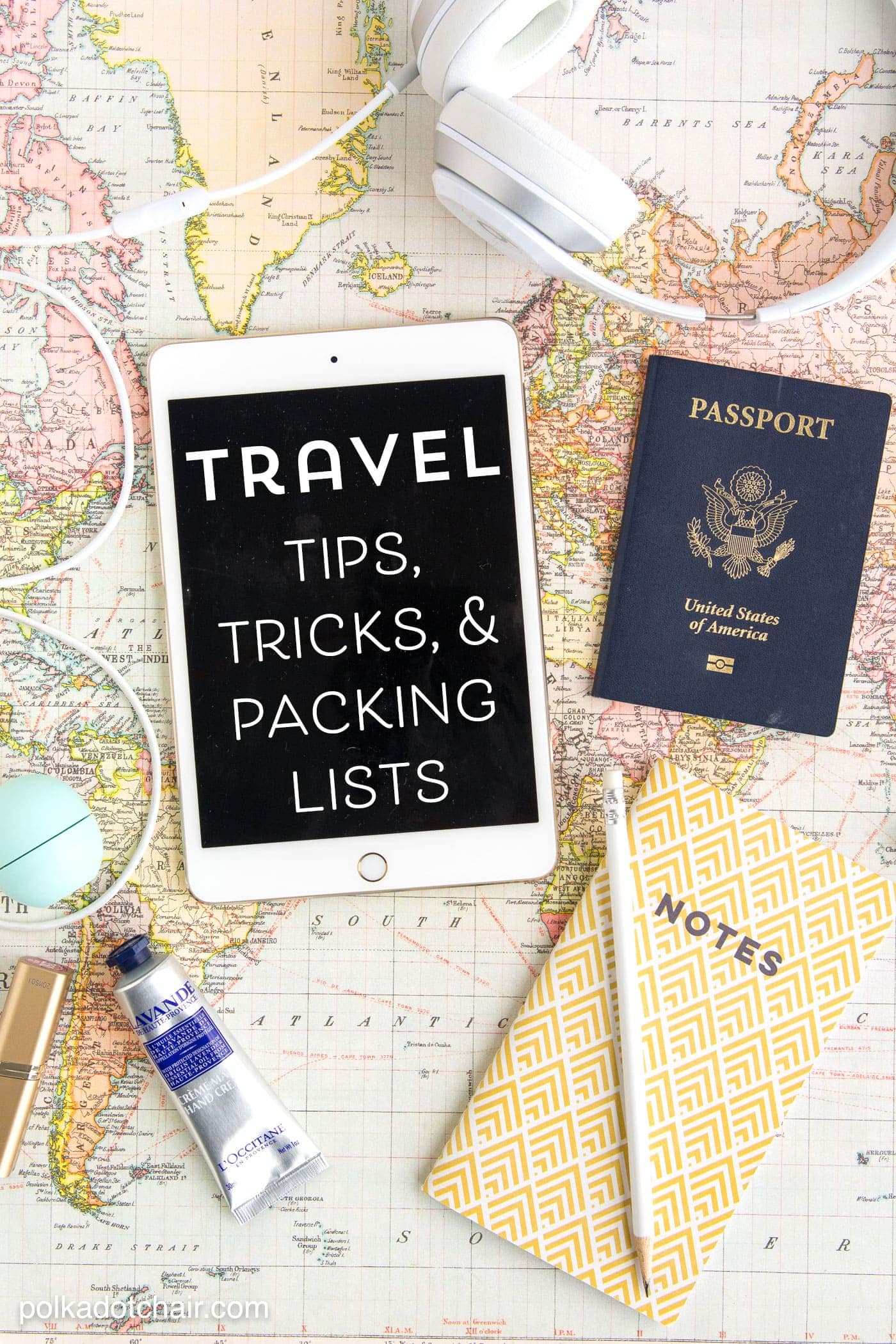 Airplane Travel Tips & Free Printable Packing List