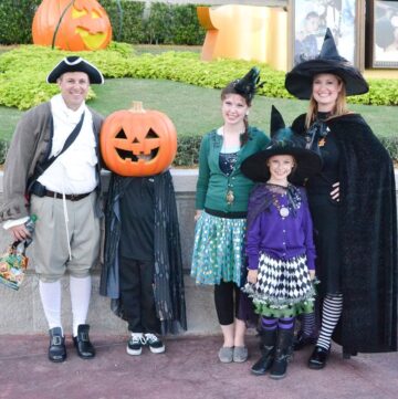 3 Simple and Helpful Tricks and Tips for Sewing Halloween costumes !