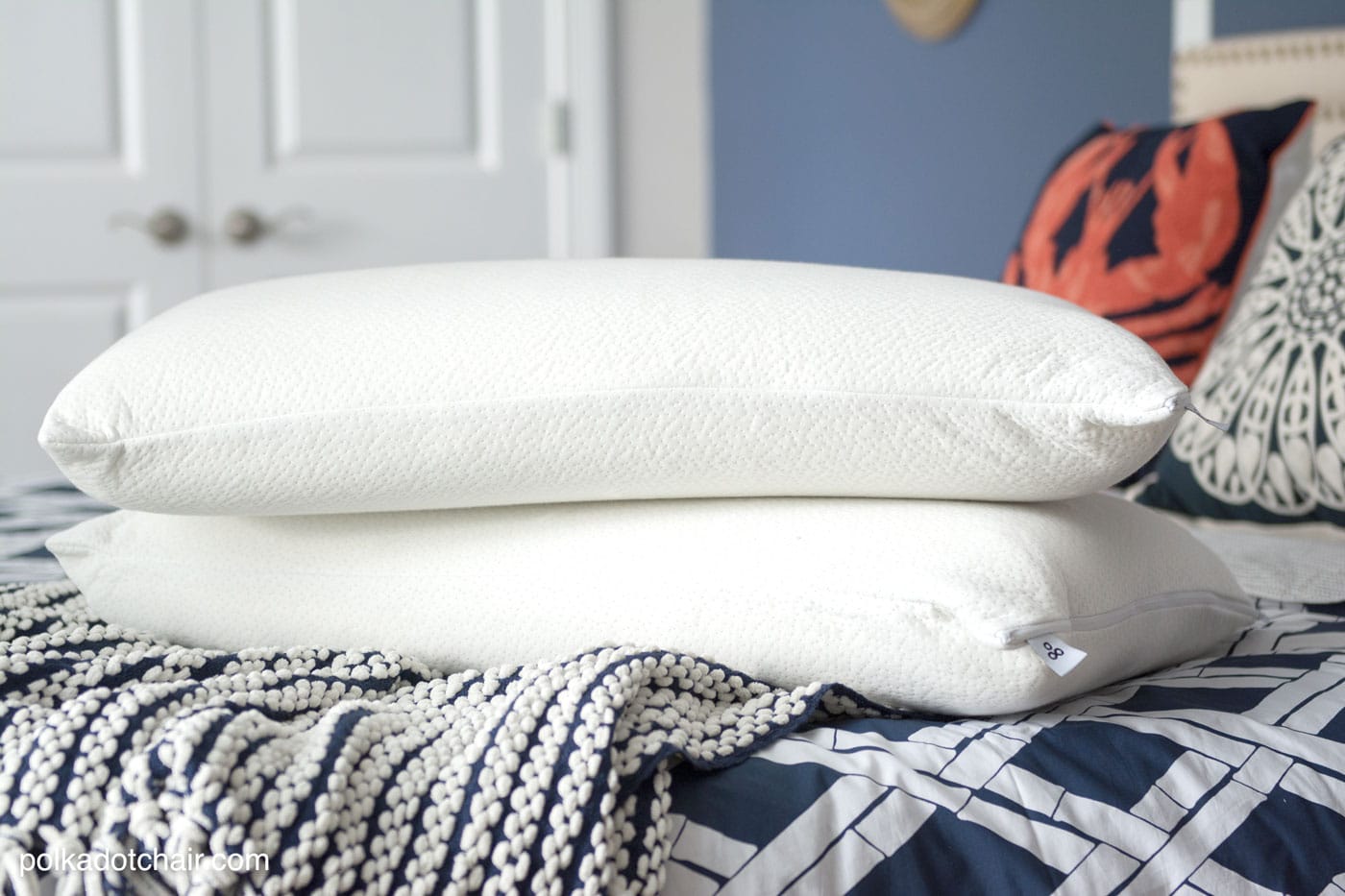 Blue and white bedroom decorating ideas and yogabed review on polkadotchair.com