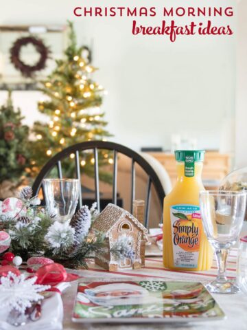 Recipe for a Vanilla Orange Slush, a perfect Christmas morning drink. Plus lots of other cute ideas for table setting and decorating ideas for Christmas morning breakfast