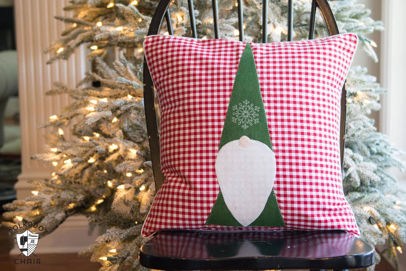 Free Sewing Pattern for a Tomten Christmas Gnome pillow - makes a cute DIY Christmas decoration!!