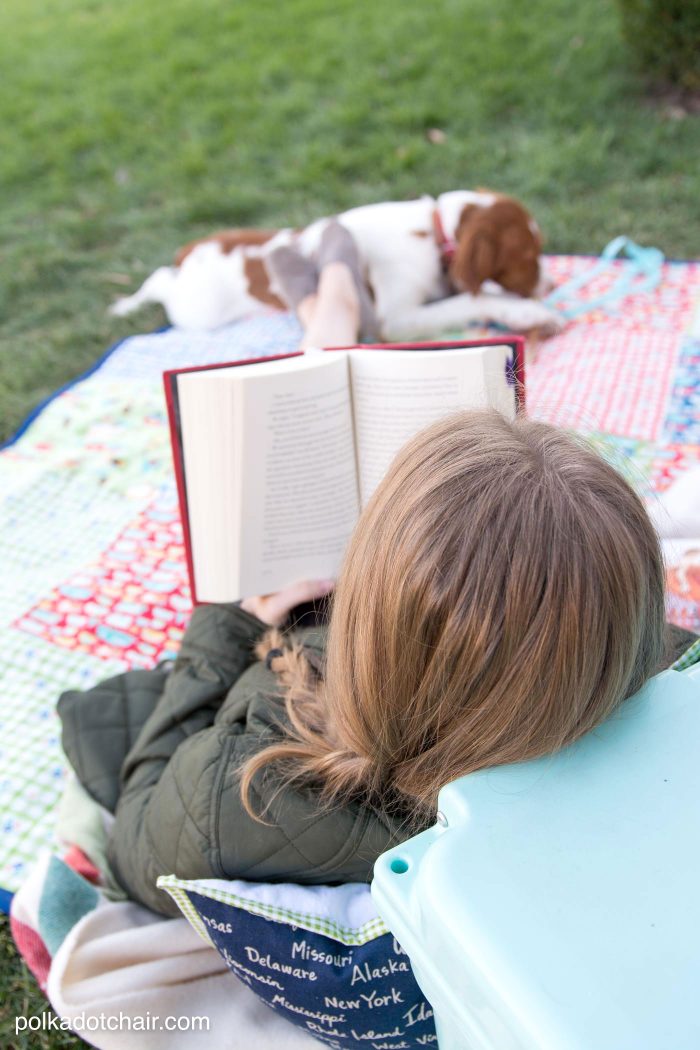 DIY Patchwork Waterproof Picnic Blanket Pattern, an easy to sew tutorial for a picnic blanket that rolls up!