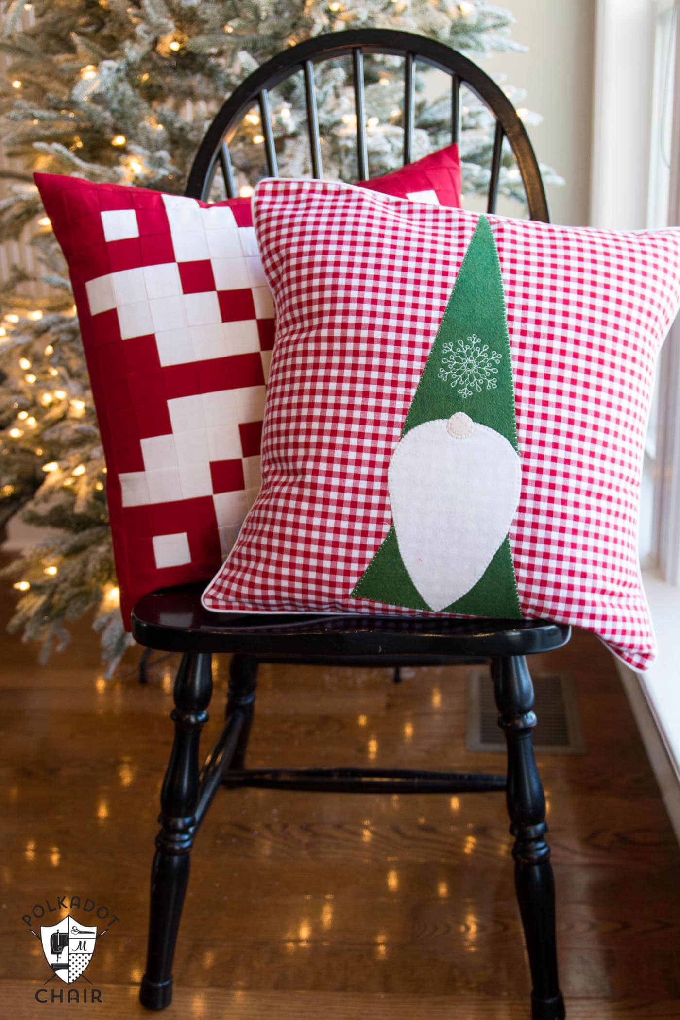 Free Sewing Pattern for a Tomten Christmas Gnome pillow - makes a cute DIY Christmas decoration!!