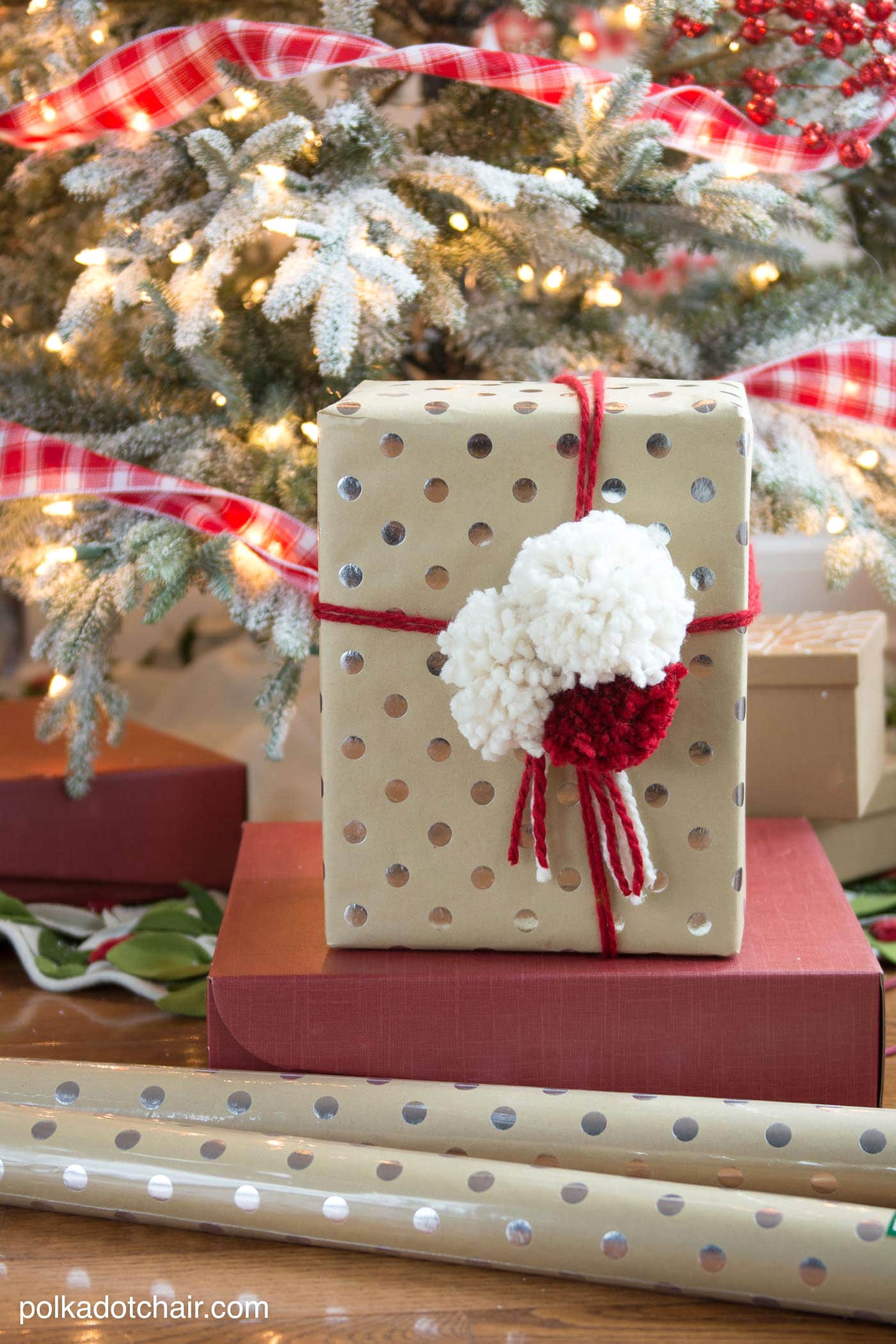 3 Cute and clever ways to wrap gifts this Christmas. Including how to make a santa sack, how to make gingerbread house gift boxes and how to make a pom pom to add to a gift. So many simple and creative gift wrap ideas!