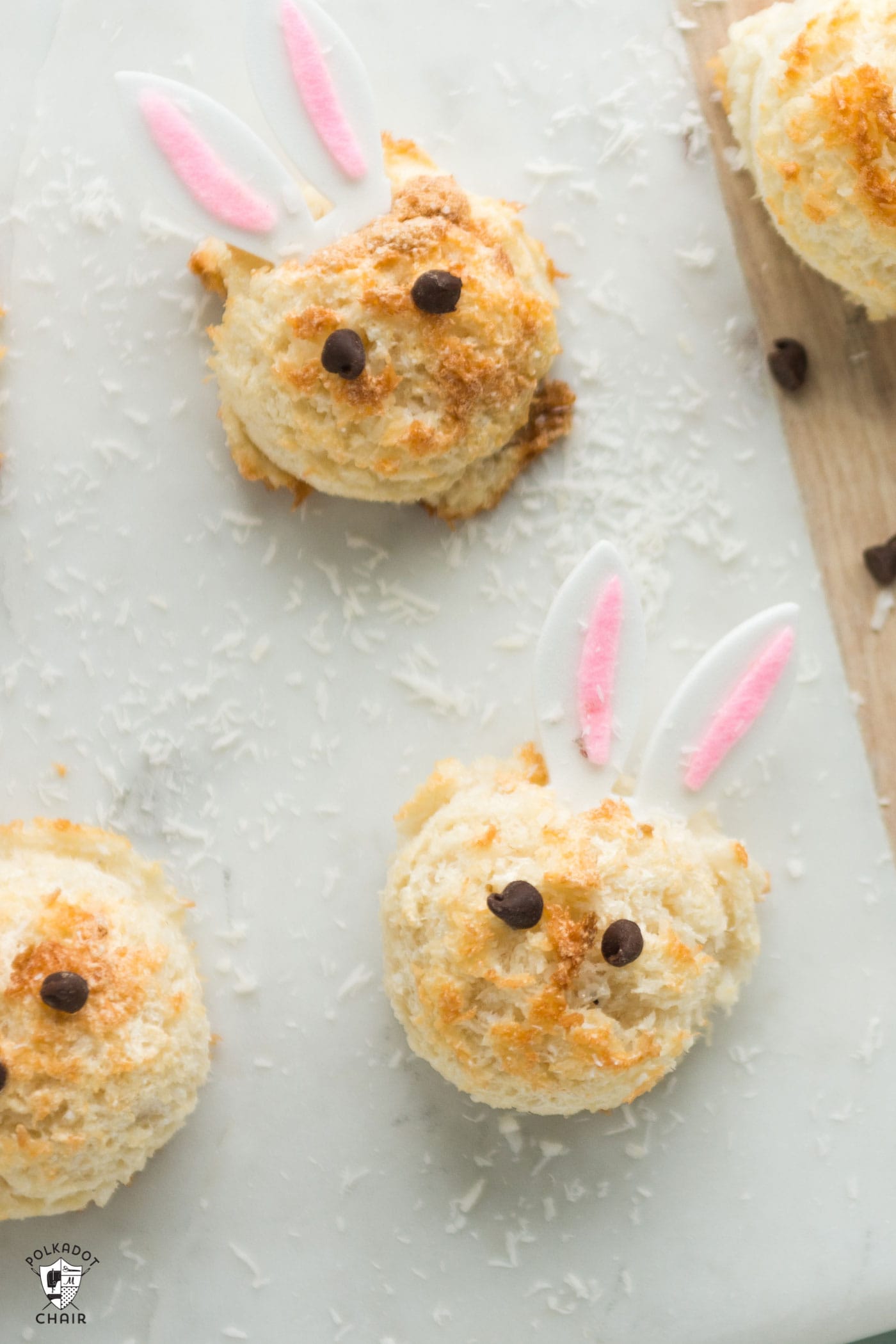 Recipe for Sugar Free Macaroons that look like Easter Bunnies. A cute recipe and Easter dessert idea