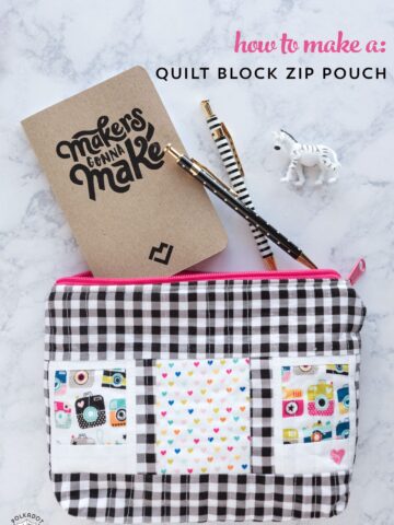 Free tutorial for a polaroid quilt block zip pouch - such a cute way to store your sewing or quilting supplies!