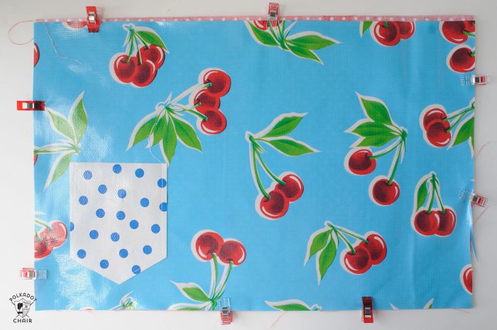 How to make an oilcloth placemat - a free sewing tutorial for a summer placemat with a pocket!