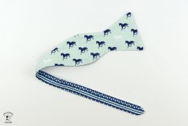 how much fabric to make a bow tie