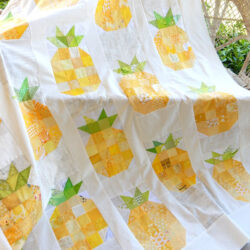 Cute pineapple quilt project by A Quilting Life - would make such a fun summer quilt project