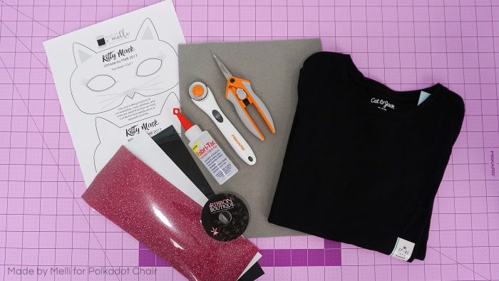 Adorable and EASY DIY Scaredy Cat Costume by Made by Melli - such a fun and quick DIY Costume idea - #halloween #halloweencostume #catcostume #diycostume #easyhalloweencostume #tutorial #cricut #ironon