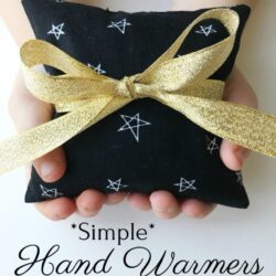 Simple Hand Warmer Tutorial from Simple Simon and Co. A great handmade holiday gift idea! How to make handwarmers. #christmasgiftidea #christmas #holidays #handwarmers #easydiygift