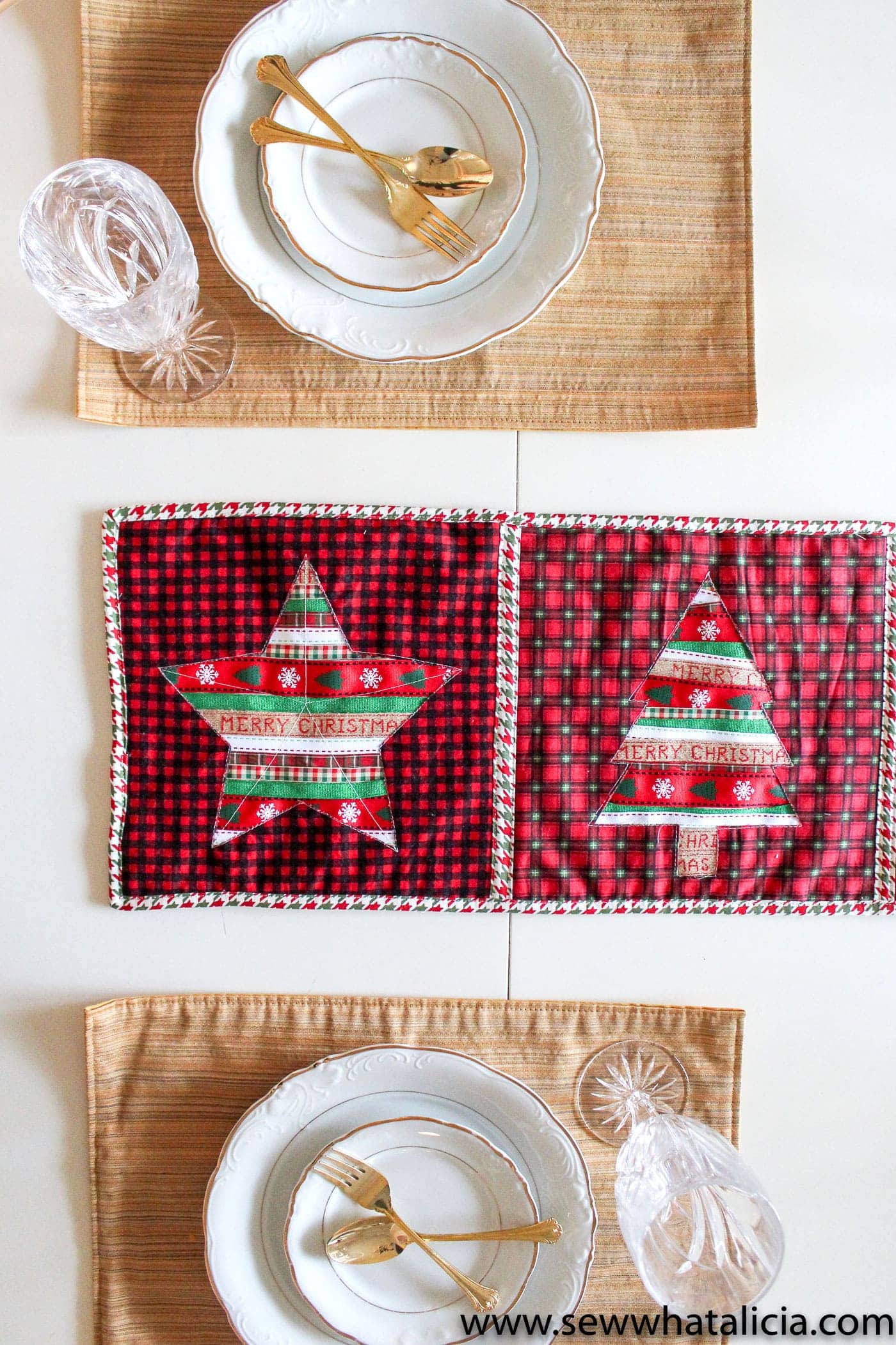 Reverse Applique Christmas Table Runner Tutorial