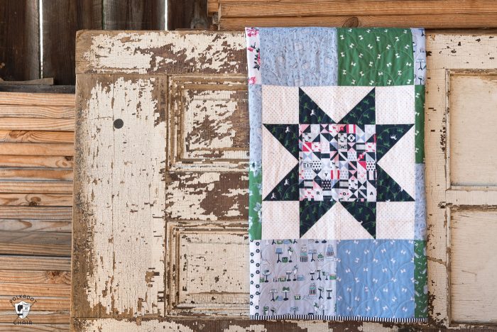 Free pattern for a Simple Sawtooth Star Baby Quilt - so fast to stitch up - great for a beginning quilter! #quilts #babyquilt #beginningquilter #quilttutorial