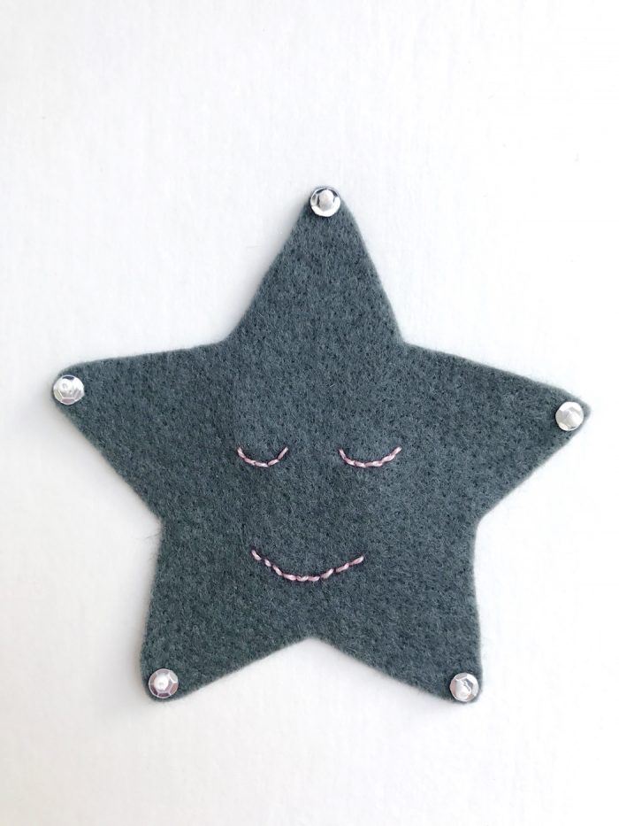 Kawaii Inspired Felt Christmas Ornament Pattern - so cute and easy, such a fun Christmas Craft idea! #christmascraft #christmasornaments #christmascrafts #feltornaments