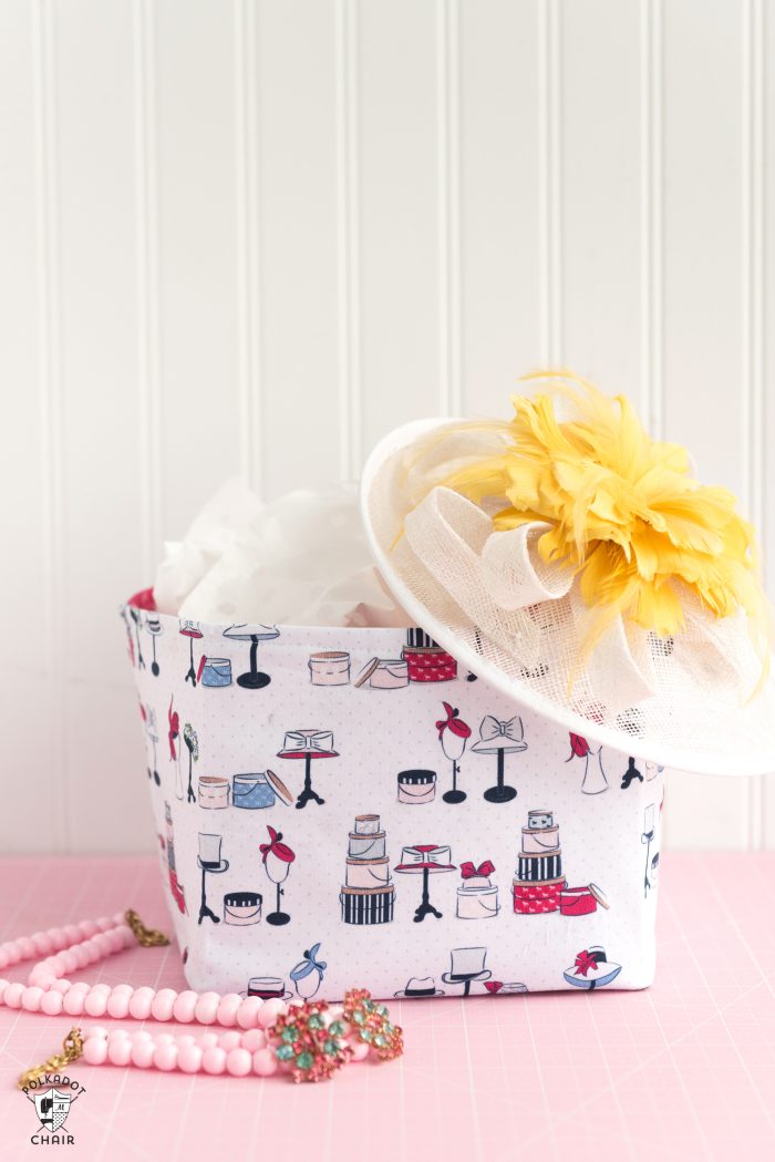Free Sewing Pattern for Fabric Baskets designed to work with the Cricut Maker. Fabric Basket Sewing Pattern that is easy to make and great for a beginning seamstress. #CricutMade #CricutMaker #CricutProject #FabricBasket #SewingPattern #freesewingpattern #fabricbasketDIY