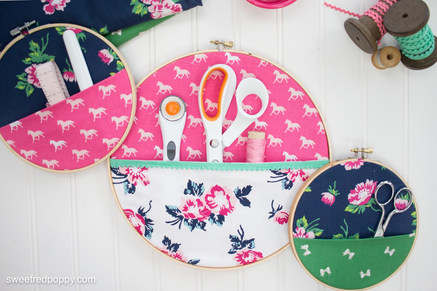 How to make an embroidery hoop hanging wall organizer