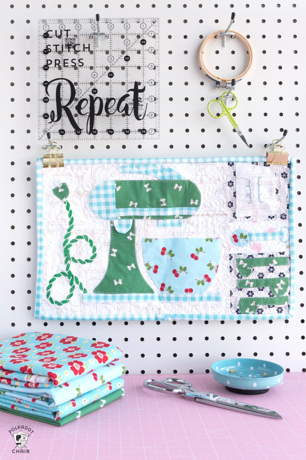 Lori Holt Let's Bake Mini Quilt - The Polka Dot Chair
