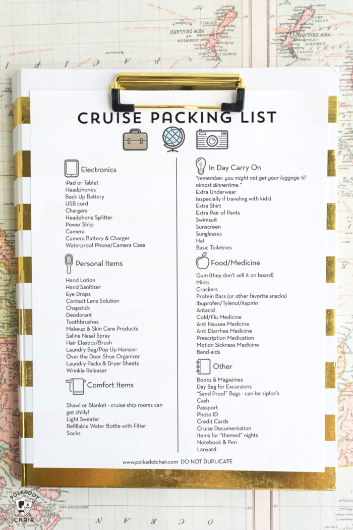 Gratis afdrukbare Cruise verpakkingslijst - vergeet niet om deze essentials in te pakken! Een lijst van dingen die je misschien niet zou denken in te pakken! #cruise #packinglist # disneycruise #cruisetips #traveltips't forget to pack these essentials! A list of things you might not think to pack! #cruise #packinglist #disneycruise #cruisetips #traveltips