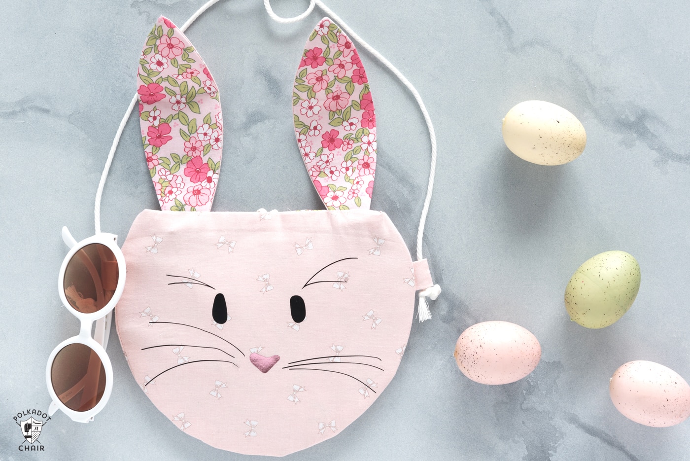 How to make a bunny purse, a free bunny sewing pattern for the Cricut Maker - cute kids purse ideas #Cricut #CricutMade #CricutMaker #BunnyPurse #BunnySewingPattern