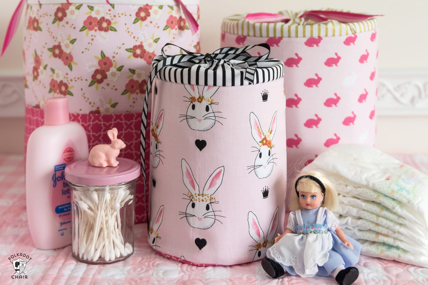 Learn how to make fabric storage bins with this sewing pattern. Round padded storage bins, great for organization projects! #fabricbins #fabricstorage #fabricbasket #sewingpattern #DIYBasket 