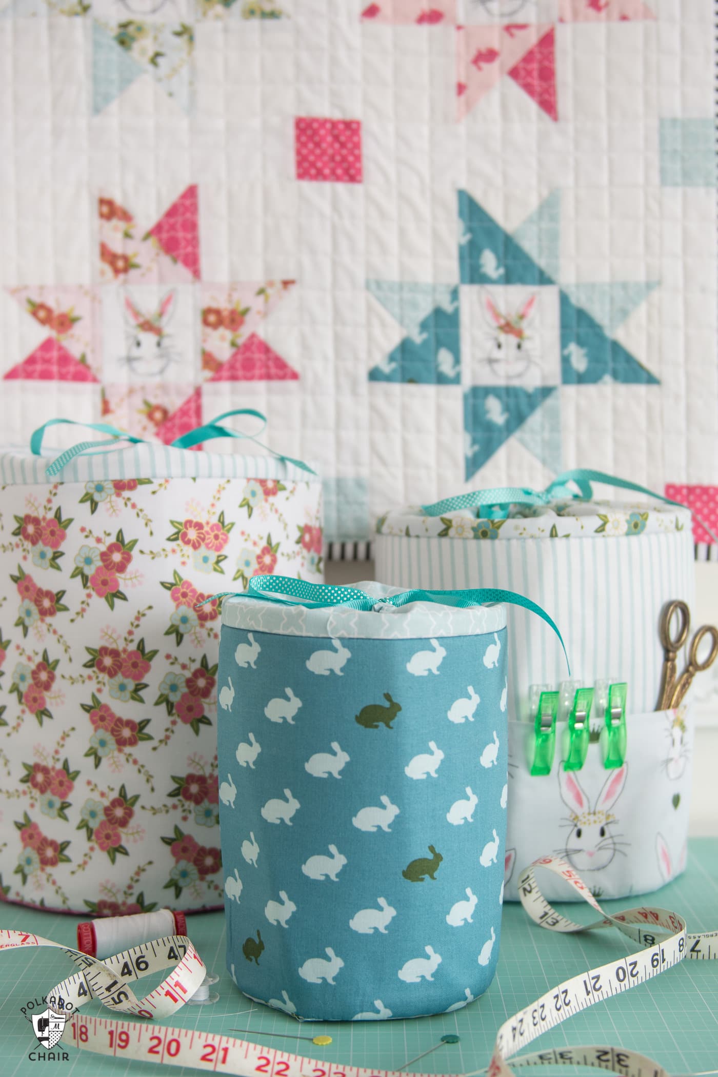 Learn how to make fabric storage bins with this sewing pattern. Round padded storage bins, great for organization projects! #fabricbins #fabricstorage #fabricbasket #sewingpattern #DIYBasket