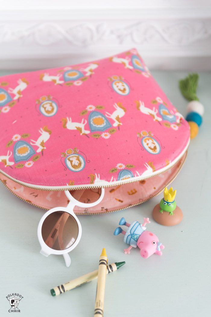 Learn How to Sew a Makeup Bag, the Polka Dot Chair