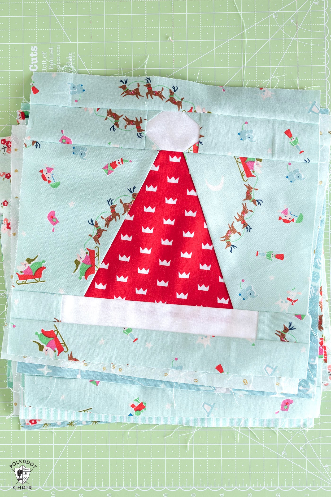 Santa Hat Quilt Blocks Pattern