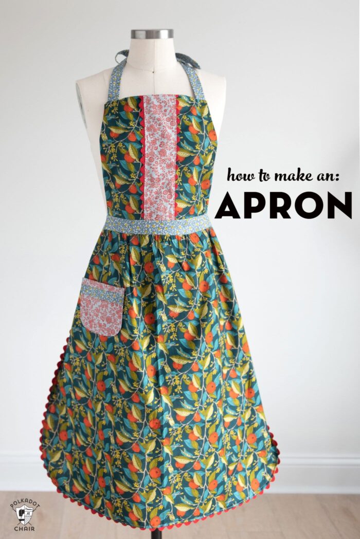 Free apron sewing pattern on mannequin 