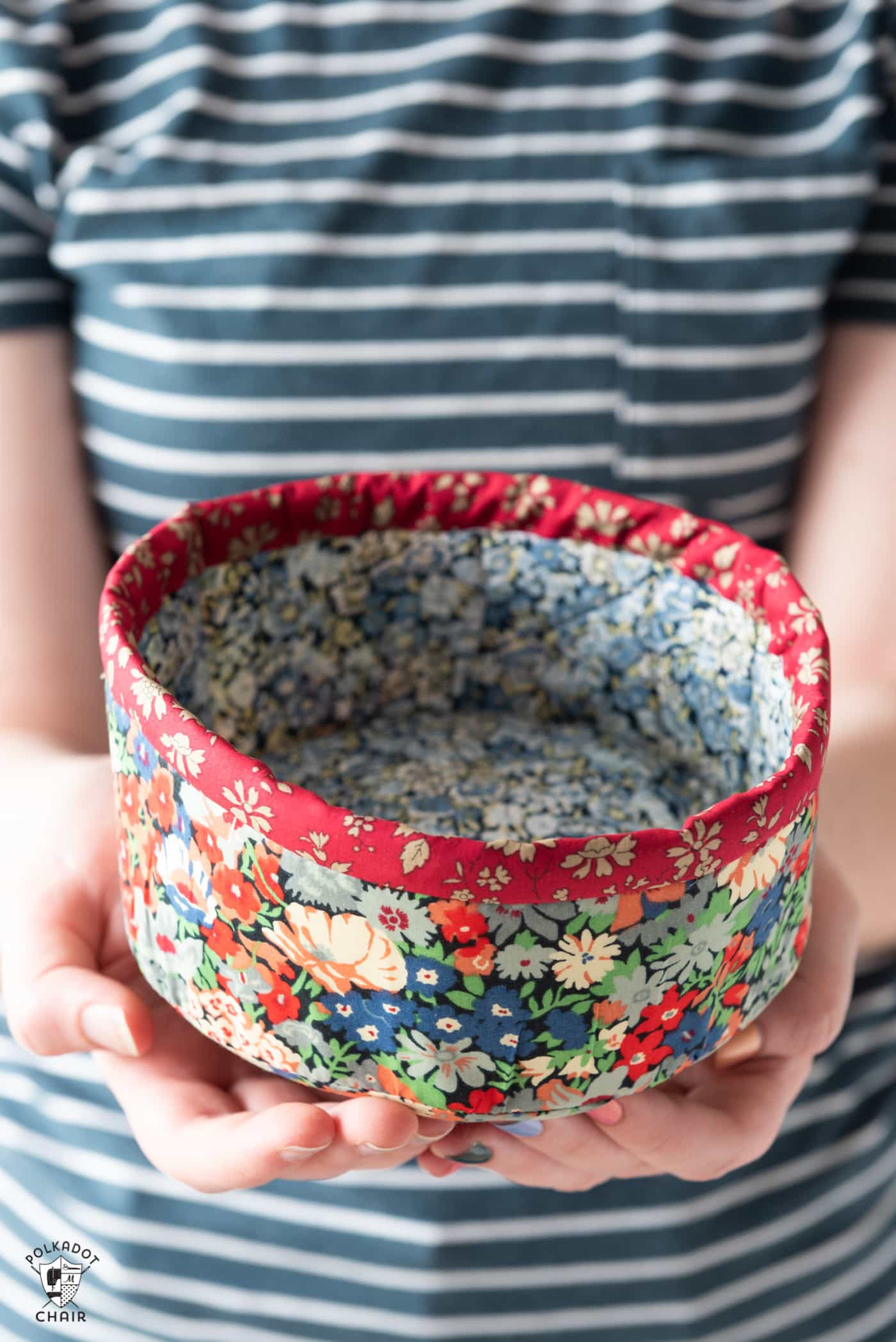 How to Make Round Fabric Trinket Baskets