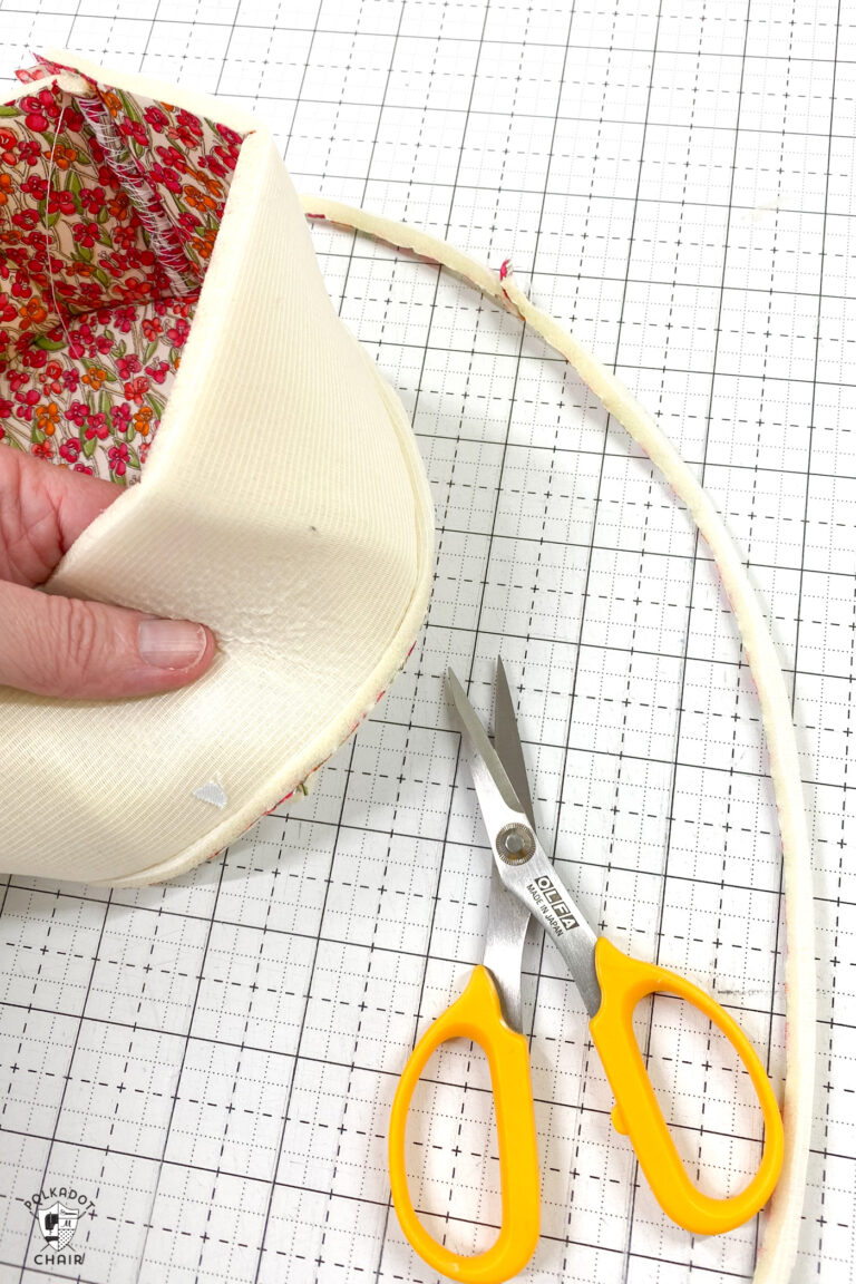 How to Make Round Fabric Baskets | Polka Dot Chair