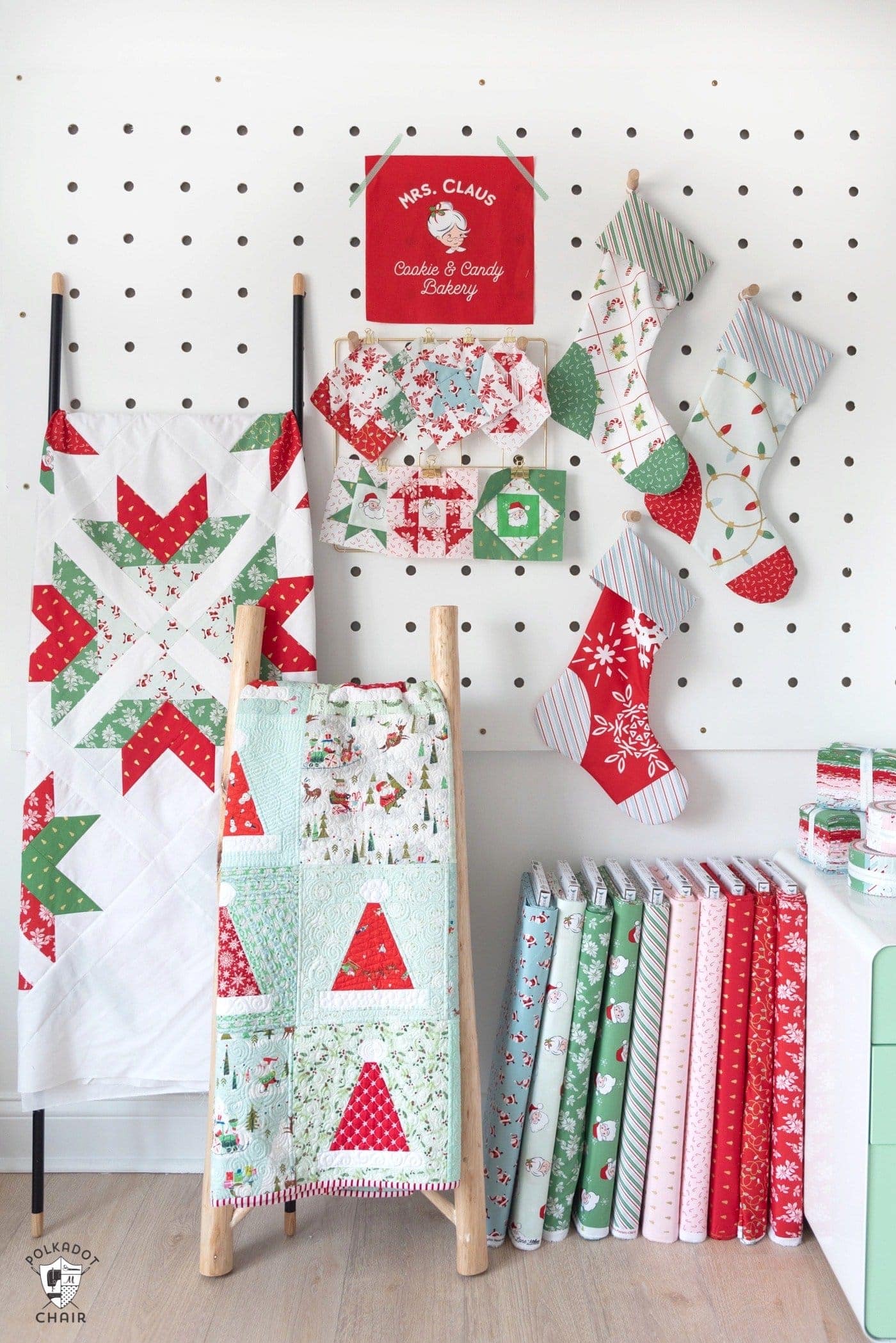 10 Cute Christmas Quilts Made with Santa Claus Lane Fabric Collection