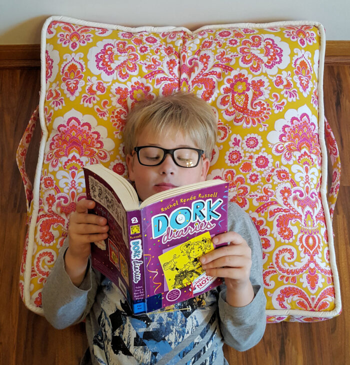 DIY Giant Floor Pillow Pattern - The Polka Dot Chair