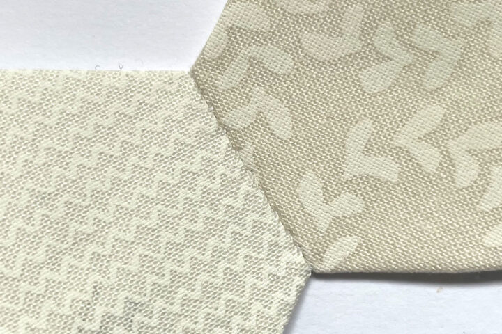 How to Choose a Basting Method for English Paper Piecing | Polka Dot Chair